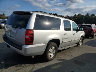 2013 Chevrolet Suburban LS with VIN 1GNSKHE76DR182853, listed as a Copart auction lot 77816574 with 232,842 mi miles and Clean Title. Bid and sale history available at carsss.com. Image 3.