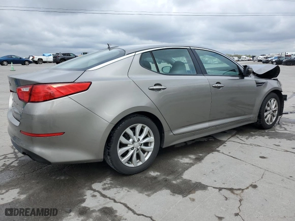 2015 Kia Optima EX with VIN 5XXGN4A72FG396037, listed as a Copart auction lot 52730345 with 121,031 mi miles and Salvage Title. Bid and sale history available at carsss.com. Image 3.