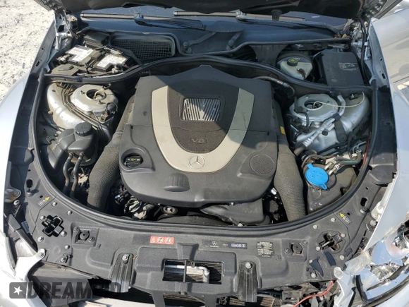 2009 Mercedes-Benz CL 550 with VIN WDDEJ86X59A019727, listed as a Copart auction lot 47623995 with 70,579 mi miles and Salvage Title. Bid and sale history available at DreamBid. Image 11.