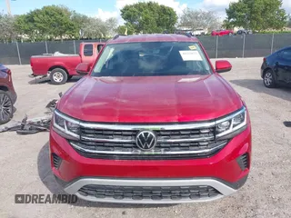 2021 Volkswagen Atlas SE z VIN 1V2WR2CA3MC526612, wystawiony jako IAAI lot #41625077 z przebiegiem 70 856 mil mil oraz . Historia ofert i sprzedaży dostępna na DreamBid. Obrazek 12.