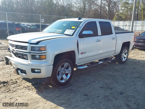2015 Chevrolet Silverado 1500 LT with VIN 3GCUKREHXFG460818, listed as a IAAI auction lot 41491758 with 211,704 mi miles. Bid and sale history available at carsss.com. Image 2.