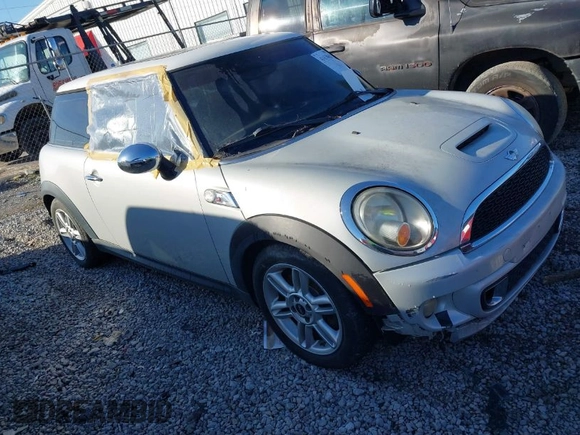 2011 MINI Hardtop S with VIN WMWSV3C53BTY20719, listed as a IAAI auction lot 41638652 with 100,791 mi miles and . Bid and sale history available at DreamBid. Image 1.