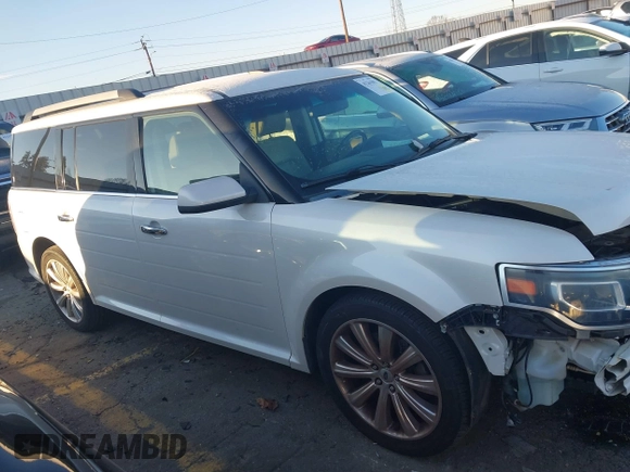 2014 Ford Flex Limited with VIN 2FMGK5D84EBD27542, listed as a IAAI auction lot 41261801 with 69,386 mi miles. Bid and sale history available at carsss.com. Image 14.