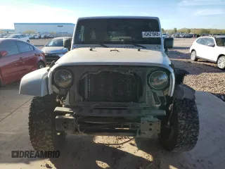 2010 Jeep Wrangler Unlimited Sahara with VIN 1J4HA5H13AL184449, listed as a Copart auction lot 43421945 with 176,725 mi miles and Salvage Title. Bid and sale history available at carsss.com. Image 5.