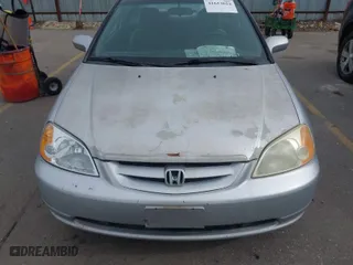 2001 Honda Civic EX with VIN 1HGEM22991L003255, listed as a IAAI auction lot 41613024 with 197,787 mi miles. Bid and sale history available at carsss.com. Image 6.