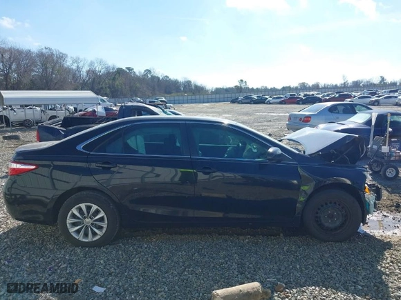 2016 Toyota Camry XLE with VIN 4T1BF1FK2GU196740, listed as a IAAI auction lot 41671781 with 164,850 mi miles. Bid and sale history available at carsss.com. Image 14.