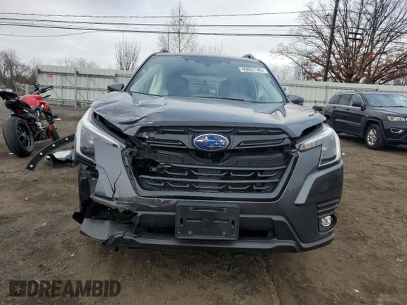 2024 Subaru Forester Limited with VIN JF2SKALC9RH484538, listed as a Copart auction lot 49831185 with 13,460 mi miles and Salvage Title. Bid and sale history available at carsss.com. Image 5.