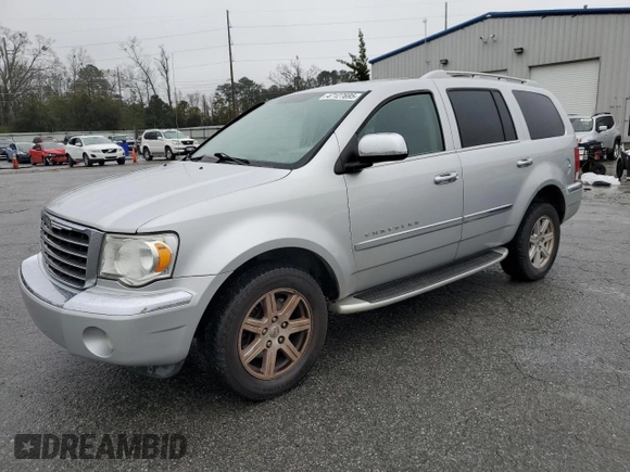 2008 Chrysler Aspen Limited z VIN 1A8HX58N28F117382, wystawiony jako Copart lot #47127695 z przebiegiem 190 599 mil mil oraz Szkoda całkowita • Salvage title. Historia ofert i sprzedaży dostępna na DreamBid. Obrazek 1.