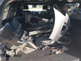 2021 Ford Expedition Max Limited с VIN 1FMJK1KT1MEA08835, выставлен на аукционе IAAI как лот 40231802 с пробегом 57 414 миль миль и . История ставок и продаж доступна на DreamBid. Изображение 12.