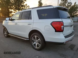 2023 Ford Expedition XLT with VIN 1FMJU1H82PEA63411, listed as a Copart auction lot 83248934 with 17,603 mi miles and Salvage Title. Bid and sale history available at carsss.com. Image 2.