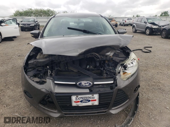 2013 Ford Focus SE with VIN 1FADP3F21DL320932, listed as a Copart auction lot 55031435 with 133,444 mi miles and Salvage title. Bid and sale history available at DreamBid. Image 5.