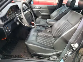 1989 Mercedes-Benz 300 E with VIN WDBEA30D8KB012989, listed as a Copart auction lot 72100114 with 137,798 mi miles and Clean Title. Bid and sale history available at carsss.com. Image 7.