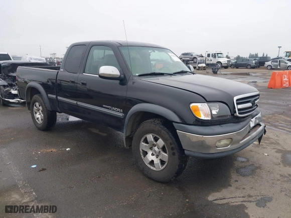 2002 Toyota Tundra SR5 with VIN 5TBBT44152S268836, listed as a IAAI auction lot 41140344 with 340,976 mi miles. Bid and sale history available at carsss.com. Image 1.