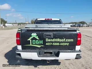 2018 Chevrolet Silverado 1500 Custom with VIN 1GCRCPEC6JZ199689, listed as a IAAI auction lot 41444651 with 136,998 mi miles. Bid and sale history available at carsss.com. Image 16.