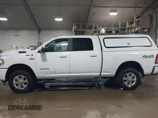 2022 Ram 2500 Big Horn with VIN 3C6UR5DJ4NG370966, listed as a IAAI auction lot 41738339 with 89,787 mi miles. Bid and sale history available at carsss.com. Image 14.