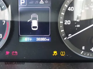 2016 Hyundai Sonata SE z VIN 5NPE24AF5GH404774, wystawiony jako IAAI lot #41354298 z przebiegiem 38 380 mil mil oraz . Historia ofert i sprzedaży dostępna na DreamBid. Obrazek 7.