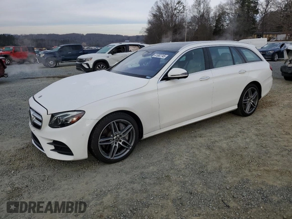 2019 Mercedes-Benz E 450 with VIN WDDZH6JB7KA683563, listed as a Copart auction lot 41882745 with 30,132 mi miles and Salvage Title. Bid and sale history available at DreamBid. Image 1.