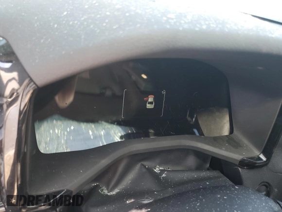2025 Toyota Camry LE z VIN 4T1DAACK1SU529384, wystawiony jako Copart lot #56388785 z przebiegiem Nie podano mil oraz Czysty tytuł • Clean title. Historia ofert i sprzedaży dostępna na DreamBid. Obrazek 9.