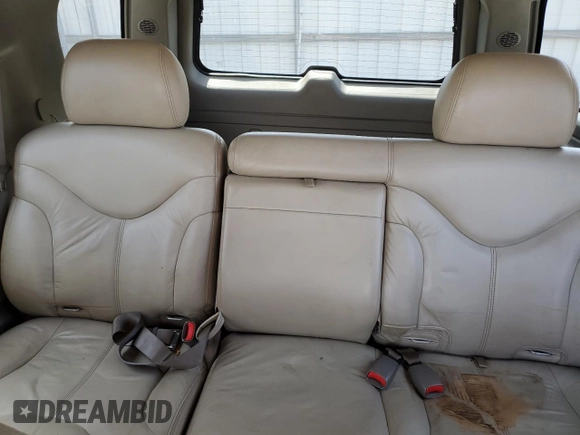 2002 GMC Yukon SLT z VIN 1GKEK13Z52J125819, wystawiony jako Copart lot #55034305 z przebiegiem 237 595 mil mil oraz Czysty tytuł • Clean title. Historia ofert i sprzedaży dostępna na DreamBid. Obrazek 10.