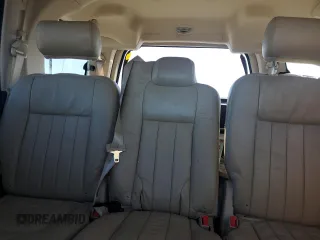 2006 Lincoln Navigator Luxury with VIN 5LMFU27506LJ16665, listed as a Copart auction lot 88025625 with 0 mi miles and Salvage Title. Bid and sale history available at carsss.com. Image 10.