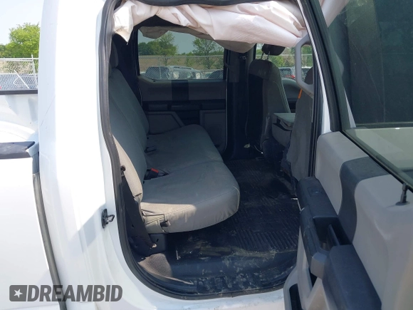 2020 Ford F-250 XL z VIN 1FT7W2BTXLED61937, wystawiony jako IAAI lot #42377818 z przebiegiem Nie podano mil oraz . Historia ofert i sprzedaży dostępna na DreamBid. Obrazek 8.