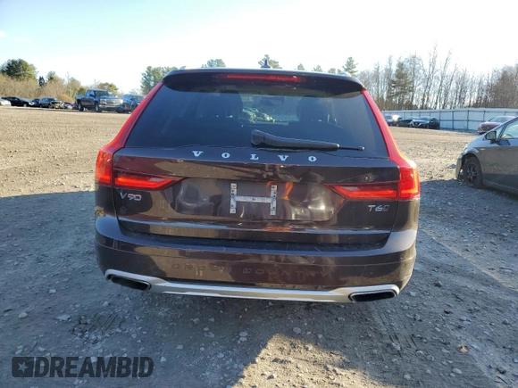 2017 Volvo V90 z VIN YV4A22NL1H1000167, wystawiony jako Copart lot #82362134 z przebiegiem 92 527 mil mil oraz Szkoda całkowita • Salvage title. Historia ofert i sprzedaży dostępna na DreamBid. Obrazek 6.