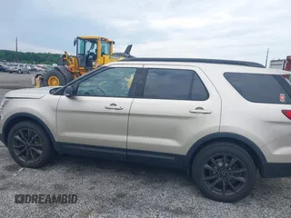 2017 Ford Explorer XLT с VIN 1FM5K8D87HGC65169, выставлен на аукционе IAAI как лот 42738102 с пробегом 201 866 миль миль и . История ставок и продаж доступна на DreamBid. Изображение 14.