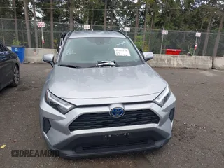 2023 Toyota RAV4 Hybrid LE с VIN 4T3MWRFV2PU086909, выставлен на аукционе IAAI как лот 42293178 с пробегом 35 267 миль миль и . История ставок и продаж доступна на DreamBid. Изображение 12.