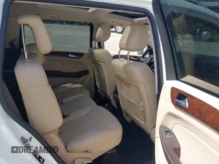 2019 Mercedes-Benz GLS with VIN 4JGDF6EE0KB232821, listed as a IAAI auction lot 42095895 with 62,532 mi miles. Bid and sale history available at carsss.com. Image 8.