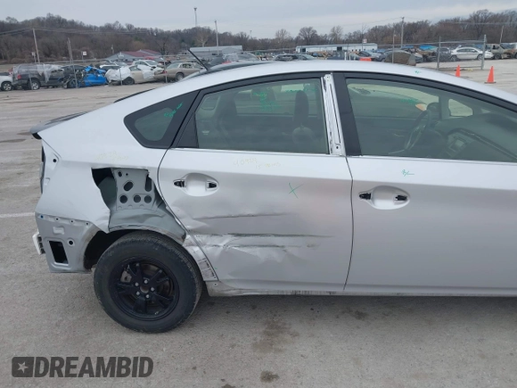 2015 Toyota Prius Four with VIN JTDKN3DU8F0431901, listed as a IAAI auction lot 41718402 with 130,169 mi miles. Bid and sale history available at carsss.com. Image 6.