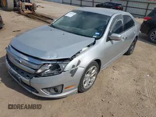 2011 Ford Fusion SE with VIN 3FAHP0HA0BR305471, listed as a IAAI auction lot 42099320 with 175,089 mi miles. Bid and sale history available at carsss.com. Image 2.