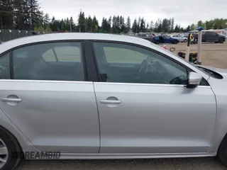 2015 Volkswagen Jetta SE with VIN 3VWD07AJ9FM230298, listed as a IAAI auction lot 42139675 with 108,025 mi miles and . Bid and sale history available at DreamBid. Image 13.