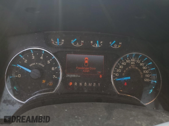 2013 Ford F-150 XL z VIN 1FTFX1CF8DFD52581, wystawiony jako Copart lot #59056415 z przebiegiem 240 688 mil mil oraz Szkoda całkowita • Salvage title. Historia ofert i sprzedaży dostępna na DreamBid. Obrazek 9.