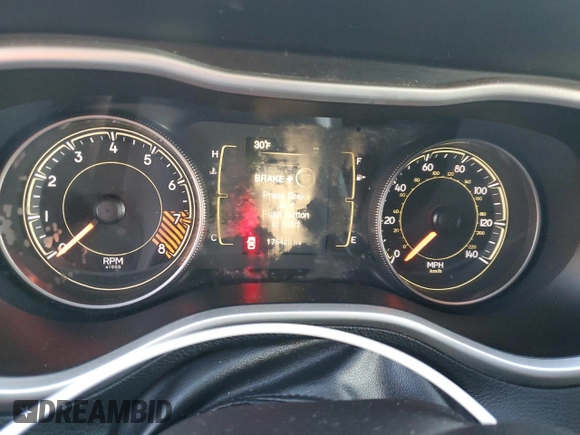 2014 Jeep Cherokee Latitude z VIN 1C4PJLCS2EW168480, wystawiony jako Copart lot #83882874 z przebiegiem 176 420 mil mil oraz Szkoda całkowita • Salvage title. Historia ofert i sprzedaży dostępna na DreamBid. Obrazek 9.