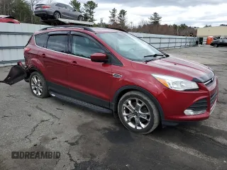 2014 Ford Escape SE z VIN 1FMCU9GX5EUB52229, wystawiony jako Copart lot #53062115 z przebiegiem 180 855 mil mil oraz Szkoda całkowita • Salvage title. Historia ofert i sprzedaży dostępna na DreamBid. Obrazek 4.