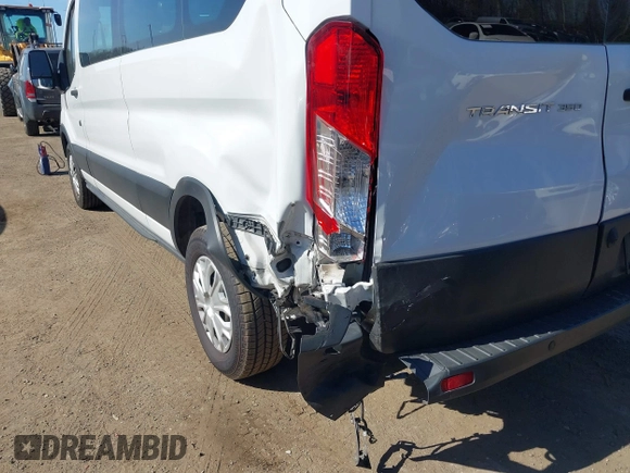 2021 Ford Transit Passenger XL with VIN 1FBAX2Y83MKA49312, listed as a IAAI auction lot 41806818 with 71,286 mi miles. Bid and sale history available at carsss.com. Image 6.