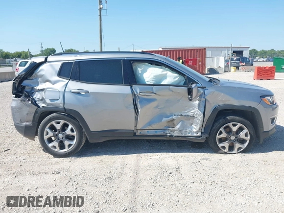 2020 Jeep Compass Limited with VIN 3C4NJCCB2LT179702, listed as a IAAI auction lot 39664511 with 85,090 mi miles and . Bid and sale history available at DreamBid. Image 12.