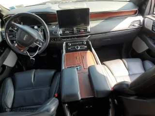 2023 Lincoln Navigator L Reserve with VIN 5LMJJ3LG8PEL03030, listed as a Copart auction lot 67707284 with 0 mi miles and Salvage Title. Bid and sale history available at carsss.com. Image 8.