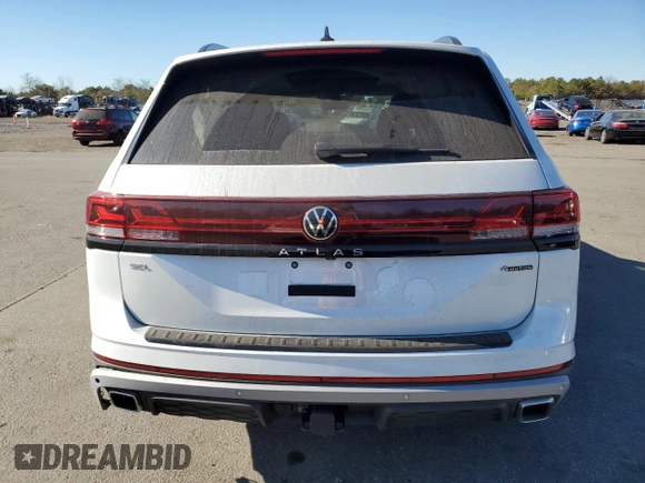 2024 Volkswagen Atlas Peak Edition SEL with VIN 1V2GR2CA5RC555587, listed as a Copart auction lot 79691804 with 5,318 mi miles and Salvage title. Bid and sale history available at DreamBid. Image 6.
