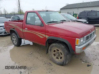 1996 Nissan Frontier XE z VIN 1N6SD11Y6TC355732, wystawiony jako IAAI lot #41958249 z przebiegiem 110 419 mil mil oraz . Historia ofert i sprzedaży dostępna na DreamBid. Obrazek 1.