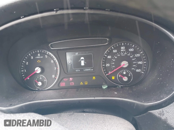 2016 Kia Sorento LX with VIN 5XYPG4A35GG149678, listed as a IAAI auction lot 41478731 with 128,895 mi miles. Bid and sale history available at carsss.com. Image 7.