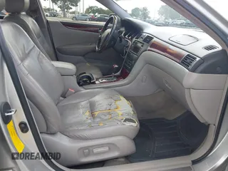 2002 Lexus ES 300 with VIN JTHBF30GX25001537, listed as a IAAI auction lot 42766480 with 110,256 mi miles and . Bid and sale history available at DreamBid. Image 5.