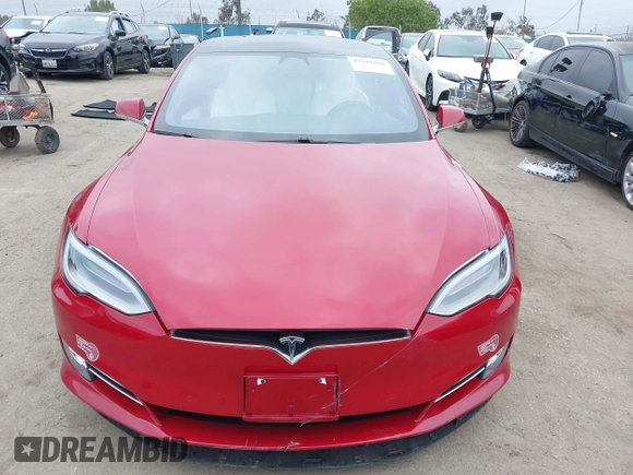 2019 Tesla Model S 100D z VIN 5YJSA1E46KF332066, wystawiony jako IAAI lot #42189828 z przebiegiem 55 751 mil mil oraz . Historia ofert i sprzedaży dostępna na DreamBid. Obrazek 12.