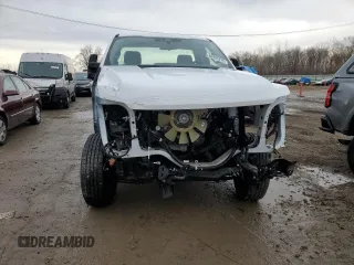 2023 Ford F-250 XL z VIN 1FTBF2BA5PED41058, wystawiony jako Copart lot #46991375 z przebiegiem 7077 mil mil oraz Szkody całkowita. Historia ofert i sprzedaży dostępna na DreamBid. Obrazek 5.
