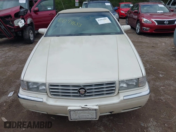 2002 Cadillac Eldorado ESC with VIN 1G6EL12Y92B100940, listed as a IAAI auction lot 42094683 with 146,859 mi miles. Bid and sale history available at carsss.com. Image 6.