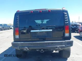 2003 Hummer H2 z VIN 5GRGN23U63H117676, wystawiony jako IAAI lot #41816411 z przebiegiem Nie podano mil oraz . Historia ofert i sprzedaży dostępna na DreamBid. Obrazek 16.
