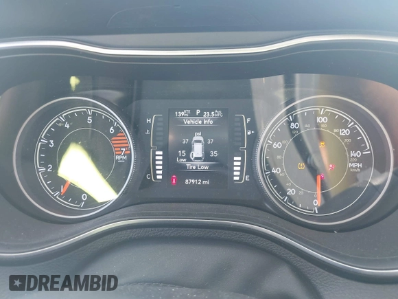 2019 Jeep Cherokee Latitude Plus with VIN 1C4PJMLB3KD424994, listed as a IAAI auction lot 41506691 with 87,912 mi miles and . Bid and sale history available at DreamBid. Image 7.