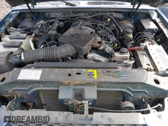 2005 Ford Explorer Sport Trac XLS z VIN 1FMZU77K55UB60334, wystawiony jako IAAI lot #41984083 z przebiegiem Nie podano mil oraz . Historia ofert i sprzedaży dostępna na DreamBid. Obrazek 10.