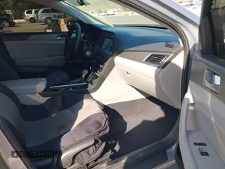 2016 Hyundai Sonata Eco z VIN 5NPE24AA9GH427494, wystawiony jako IAAI lot #41845085 z przebiegiem 79 909 mil mil oraz . Historia ofert i sprzedaży dostępna na DreamBid. Obrazek 5.