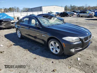 2013 BMW 5 Series 528i with VIN WBAXG5C58DDY31398, listed as a Copart auction lot 80565914 with 133,795 mi miles and Non Repairable. Bid and sale history available at carsss.com. Image 4.
